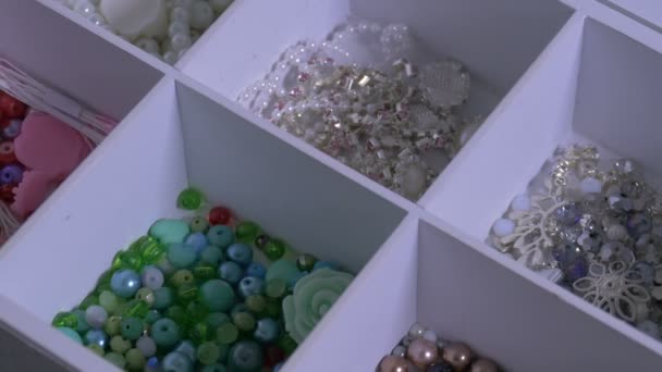 Box Beads Close — Stock Video