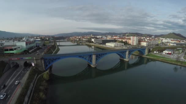 Drava Nehri Nin Maribor Şehrinin Havadan Görünüşü — Stok video