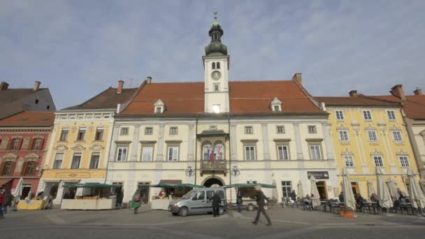 Prédio Com Torre Relógio Mercado Principal Maribor — Vídeo de Stock