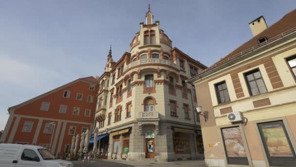 Het Opleggen Van Gebouw Grote Markt Maribor — Stockvideo