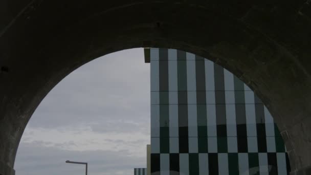 ガラス壁の建物 — ストック動画