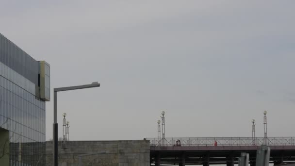 Oude Brug Bij Faculteit Geneeskunde Maribor — Stockvideo