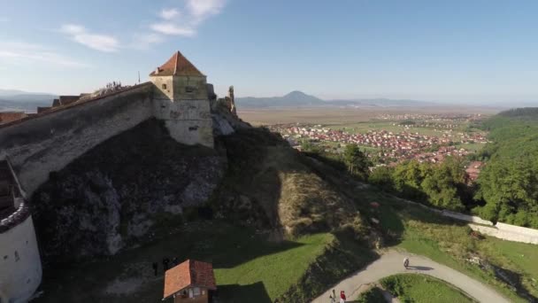 Veduta Aerea Della Cittadella Rasnov Sulla Cima Una Collina — Video Stock