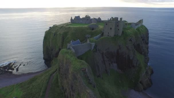 Vista Aérea Castelo Dunnottar — Vídeo de Stock