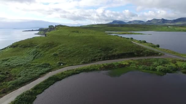 Meren Groene Velden Aan Zee Vanuit Lucht Gezien — Stockvideo