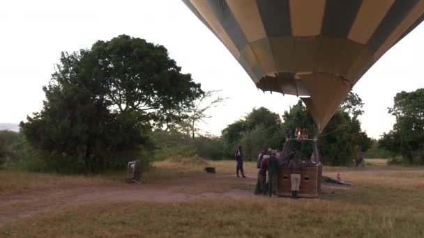 Voorbereiding Van Een Heteluchtballon — Stockvideo