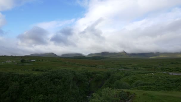 Wolken Groene Velden Van Schotland — Stockvideo