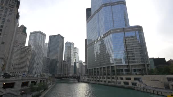 Трамп Тауер Банках Річки Чикаго Сша — стокове відео