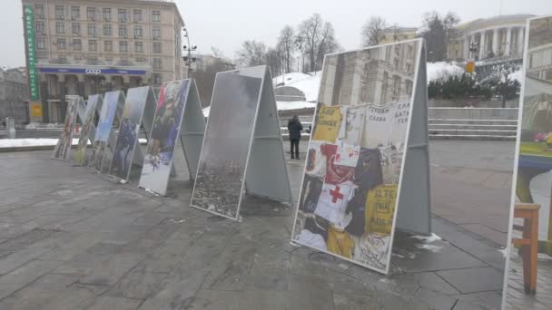 Memorial Guerra Civil Com Fotos Kiev — Vídeo de Stock