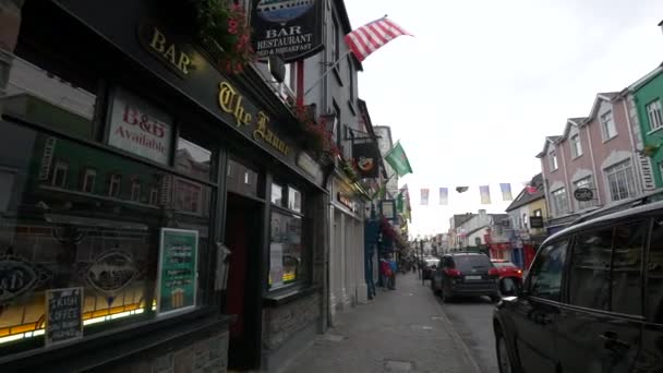Shop Windows Street Killarney Ireland — Stock Video