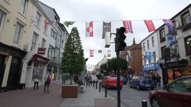 Main Street Killarney Ierland — Stockvideo