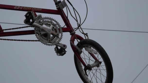 Detalhe Uma Bicicleta Suspensa — Vídeo de Stock