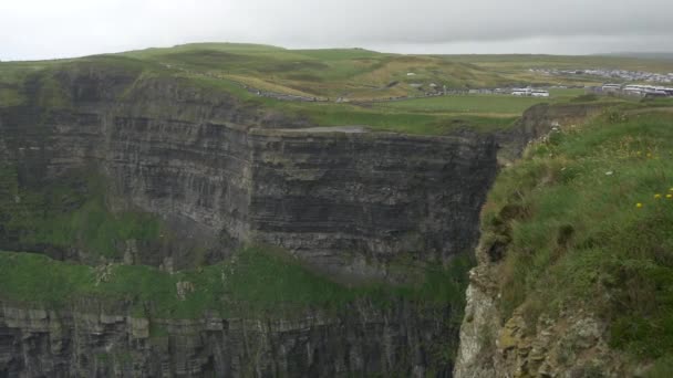 Vista Panorâmica Das Falésias Moher Oceano Atlântico — Vídeo de Stock