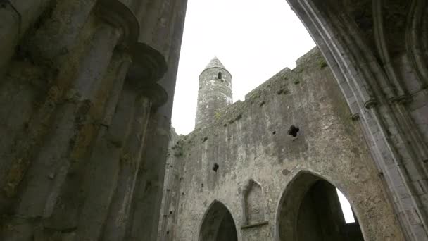 石墙和圆塔 — 图库视频影像