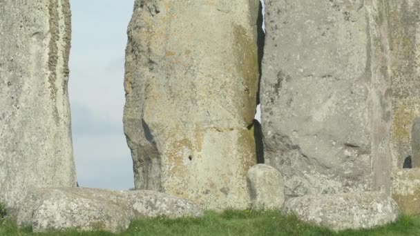 Nakloňte Svislé Kameny Stonehenge — Stock video