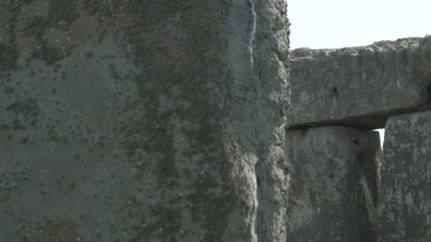 Egy Háromszög Felbillenése Stonehenge Nél — Stock videók