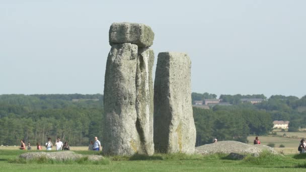 Verticale Rotsen Bij Stonehenge — Stockvideo