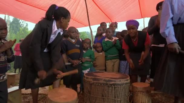 Afrikanische Frauen Trommeln — Stockvideo