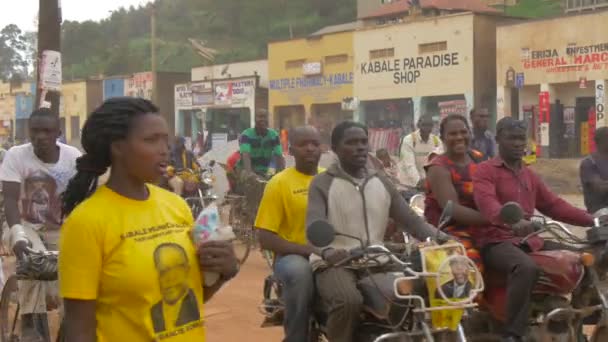 Straßendemonstration Kabale Uganda — Stockvideo