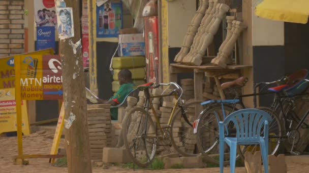 Footage Uganda Lifestyle Man Sitting Store Africa — Stok video