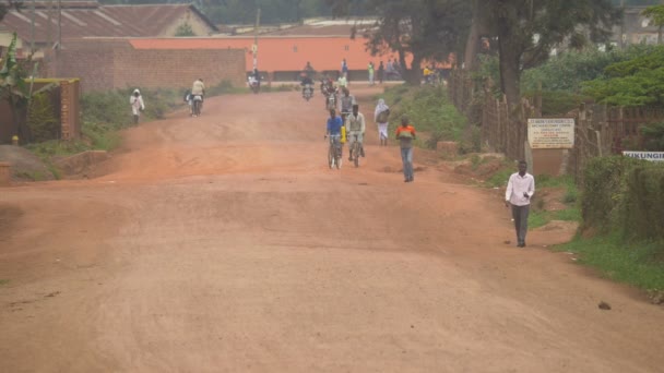非洲人民在路上 — 图库视频影像