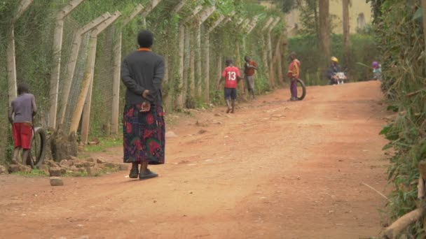 African Woman Walking Path — Stock Video