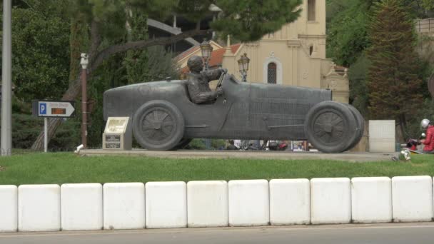 Bronze Racing Car Sculpture — Stock Video