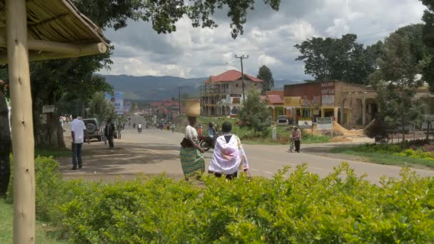 Uganda Bir Sokaktaki Insanlar — Stok video