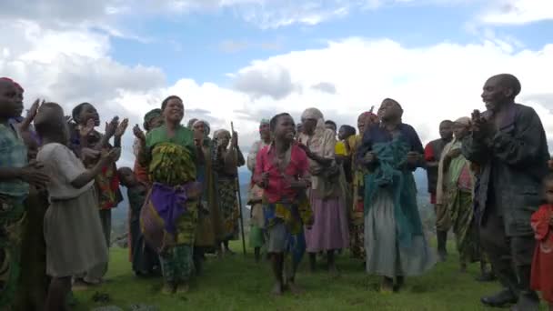춤추고 노래하는 아프리카 사람들 — 비디오
