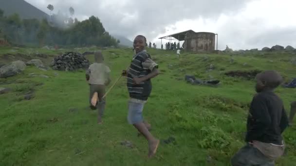 Crianças Africanas Correndo Vídeo — Vídeo de Stock