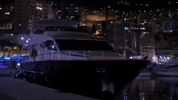 Barca Ancorata Porto Notte — Video Stock