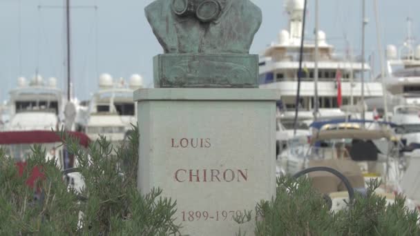 Tilt Louis Chiron Bust Statue — Wideo stockowe