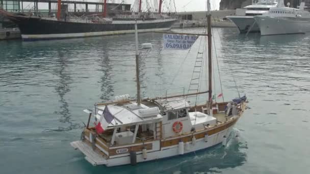 Barche Vela Legno Nel Porto Hercules — Video Stock