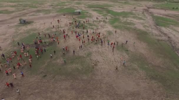 Aerial View Kenyan Children Walking — Stock Video