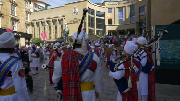 Uma Banda Tubos Apresentando Glasgow — Vídeo de Stock