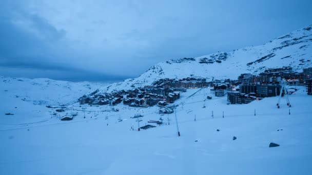 Timelapse Val Thorens Estación Esquí Atardecer — Vídeo de stock