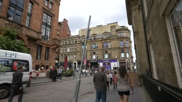 Uma Calçada Perto Edifício Pedra — Vídeo de Stock