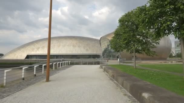 Una Banchina Vicino Edifici Moderni Glasgow — Video Stock