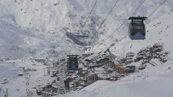 Téléphériques Dirigeant Vers Station Ski Val Thorens — Video