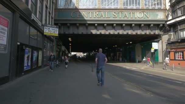 Panneau Gare Centrale — Video
