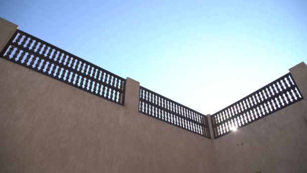 Balkong Taket Till Byggnad — Stockvideo