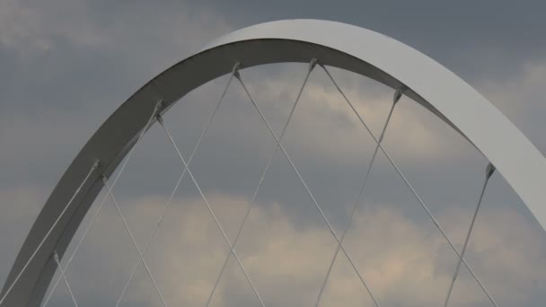 Topo Uma Ponte Arco Aço — Vídeo de Stock