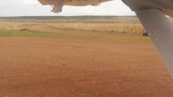Lentokone Laskeutuu Keniassa — kuvapankkivideo