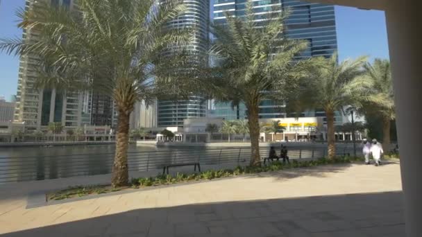 Waterfront Área Jumeirah Lakes Towers — Vídeo de Stock