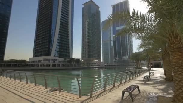 Γείρε Στους Πύργους Των Λιμνών Jumeirah — Αρχείο Βίντεο