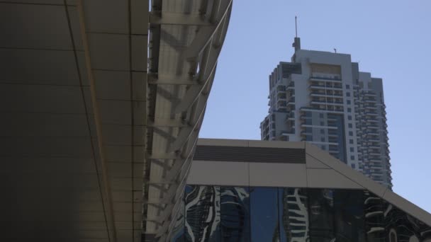 橋と建物の最上階 — ストック動画