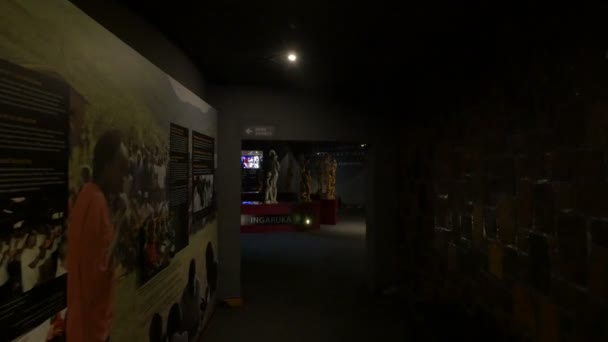 Μνημειακά Γλυπτά Στο Μνημείο Kigali Στη Ρουάντα — Αρχείο Βίντεο