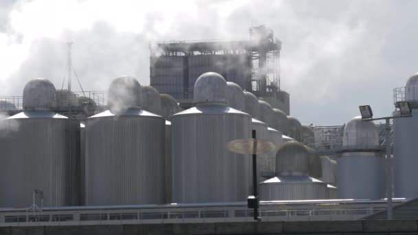 Stora Behållare Fabrik — Stockvideo