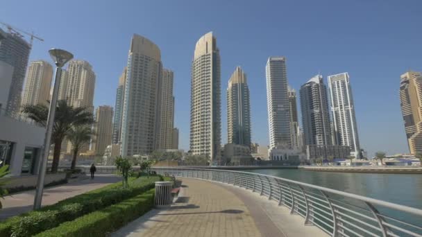 迪拜码头的海滨 — 图库视频影像