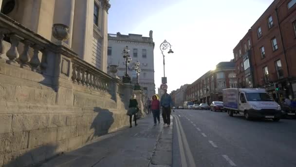 Trotoar Dekat Balai Kota Dublin — Stok Video